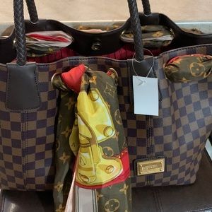 Checkered bag with matching ballet shoes